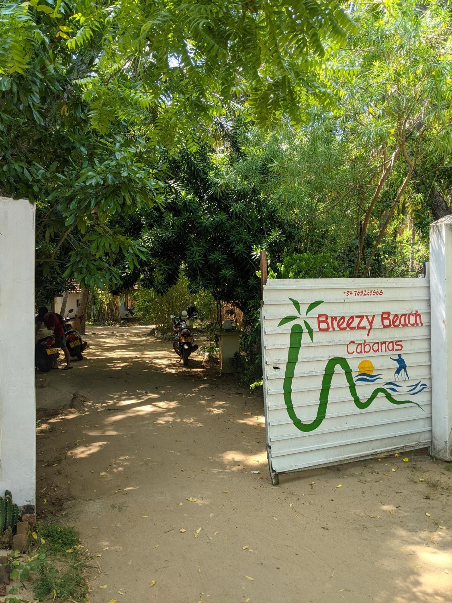 Breezy Beach Cabanas Arugam Bay Exterior photo