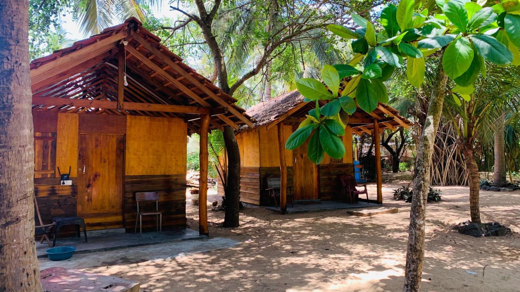 Breezy Beach Cabanas Arugam Bay Exterior photo